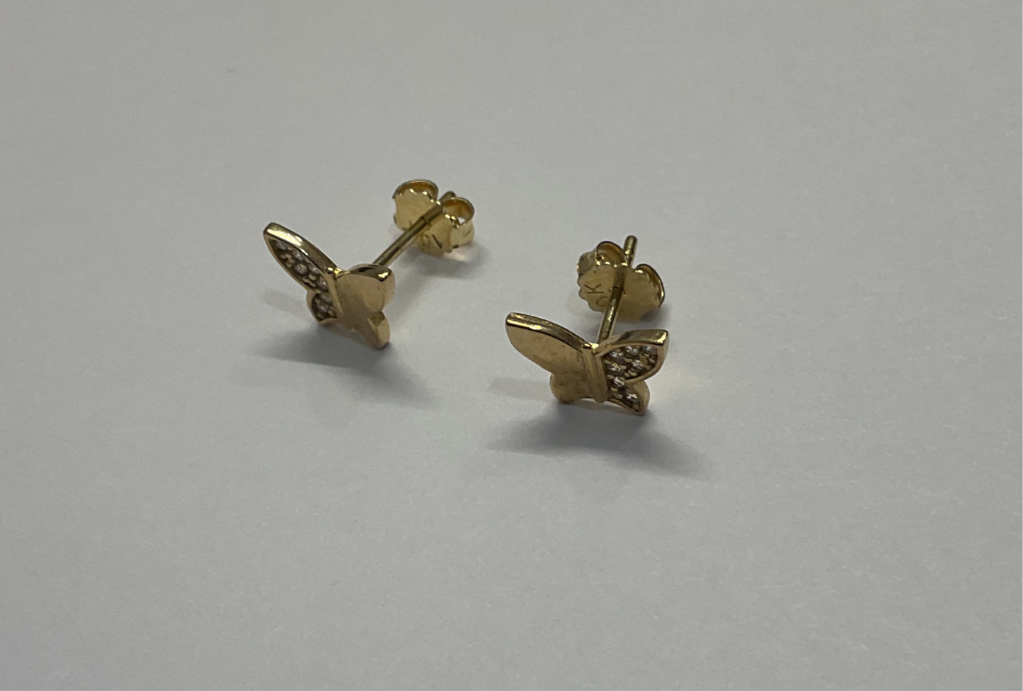 Aretes de mariposa