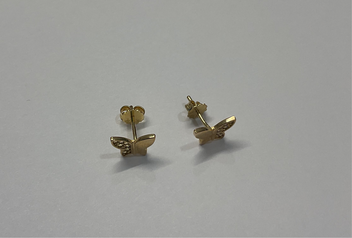 Aretes de mariposa