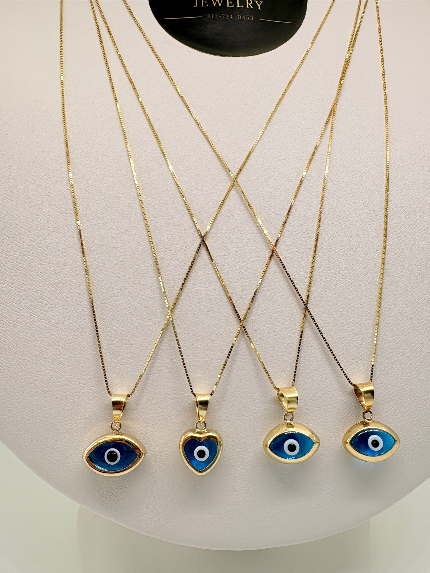 Cadenas finas con ojitos